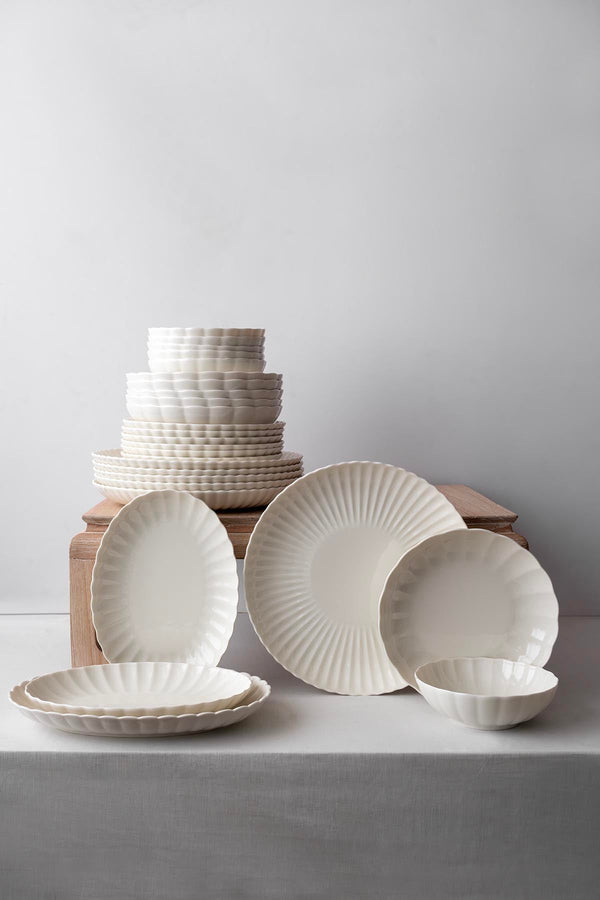 Ivory Bliss – 27-Piece Porcelain Dinnerware Set for 6